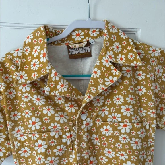 Big Bud Press Yellow Lazy Daisy Short Sleeve Jumpsuit Size S - Picture 3 of 3